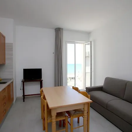 Luce Апартаменты Вьесте